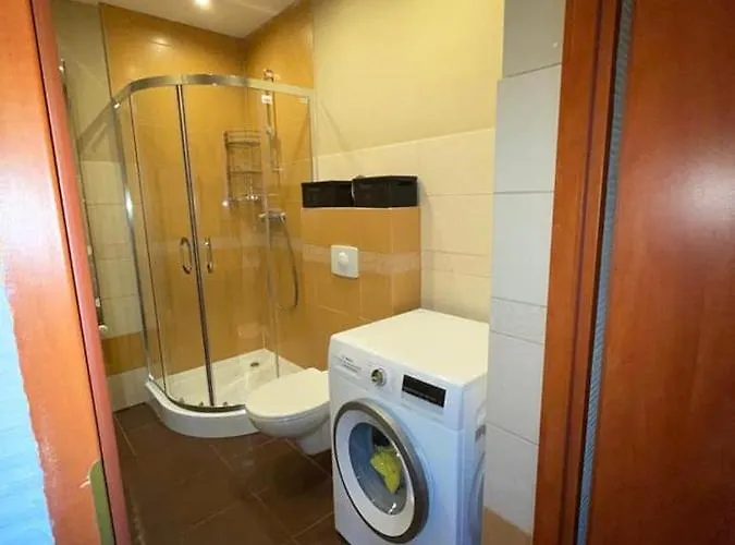 Δωμάτια σε οικογενειακή κατοικία Rukadel - Poleska